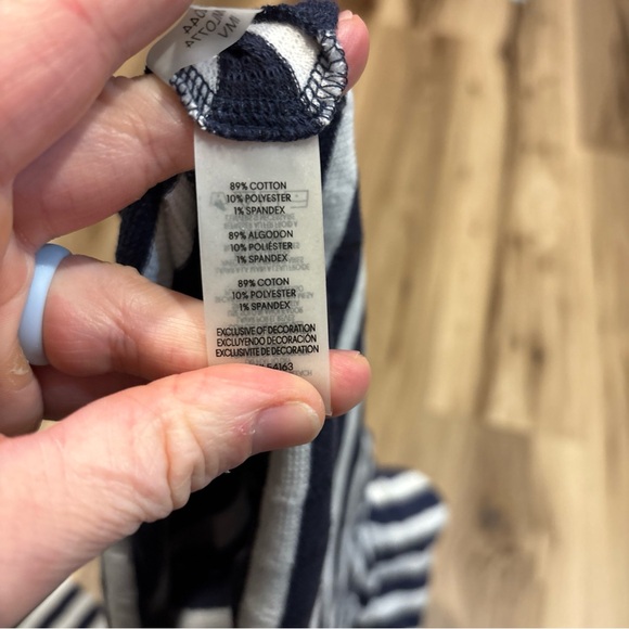 Karl Lagerfeld Paris White Navy Blue Striped stretch knit blouse Size XL - Picture 6 of 8